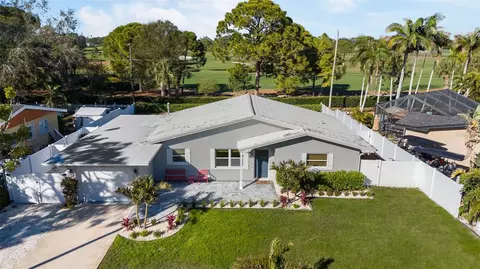 638 Mehlenbacher Rd, Belleair, FL 33756