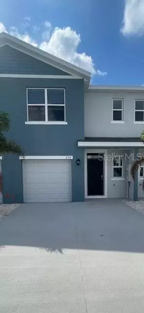 2754 Pearly Banks Dr, Bradenton, FL 34208