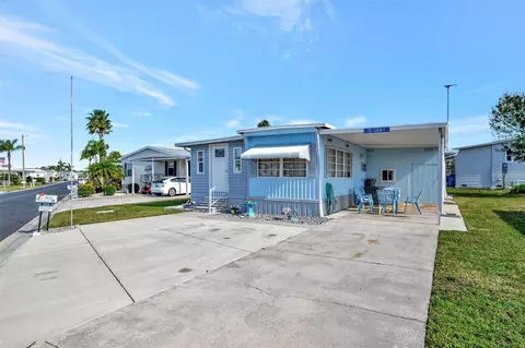 107 W Saint Lucia Loop, Apollo Beach, FL 33572