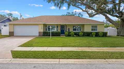 13890 84th Ter, Seminole, FL 33776