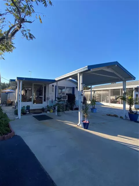 20271 Cot Rd, Lutz, FL 33558