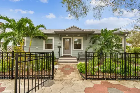 487 9th Ave N, Saint Petersburg, FL 33701