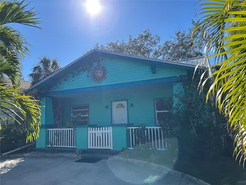 5870 27th Ave S, Gulfport, FL 33707