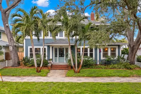 135 6th Ave NE, Saint Petersburg, FL 33701