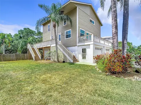 13956 75th Ave, Seminole, FL 33776