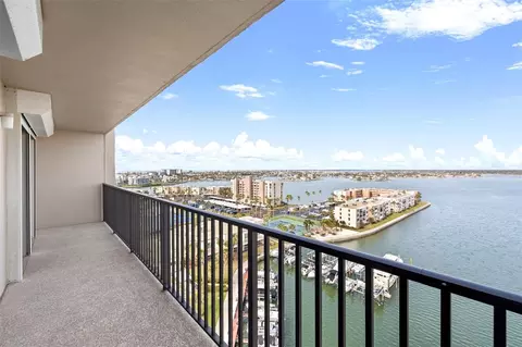 7300 Sun Island Dr S #1405, South Pasadena, FL 33707