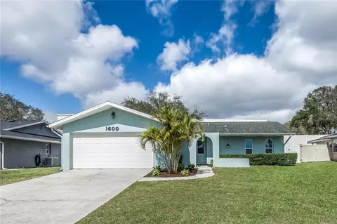 1600 Brandywine Way, Dunedin, FL 34698