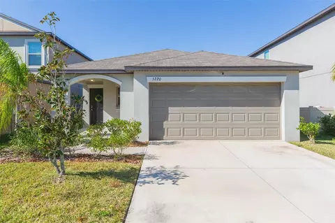 5220 White Chicory Dr, Apollo Beach, FL 33572