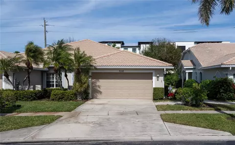 7057 Lone Oak Blvd, Naples, FL 34109