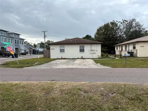 6325 S Roberts Ave, Tampa, FL 33616