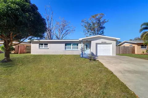 8630 118th St, Seminole, FL 33772