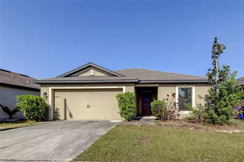 637 Chatham Walk Dr, Ruskin, FL 33570