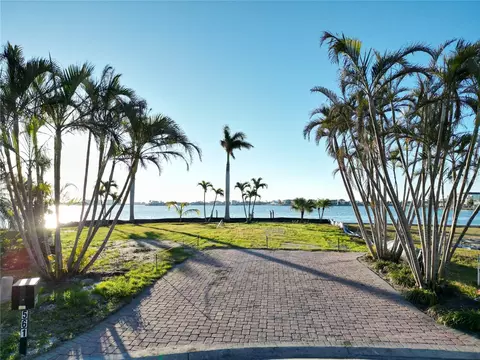 561 173rd Ave E, North Redington Beach, FL 33708