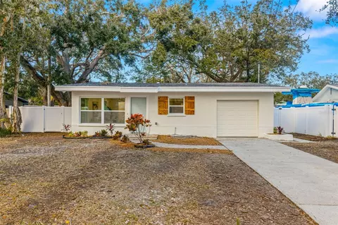 674 Frederica Ln, Dunedin, FL 34698