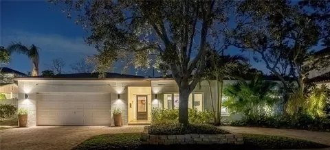311 Belleair Dr NE, Saint Petersburg, FL 33704