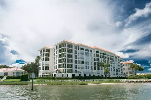 4717 Dolphin Cay Ln S #301, Saint Petersburg, FL 33711
