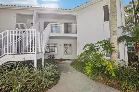 3601 Indigo Pond Dr, Palm Harbor, FL 34685