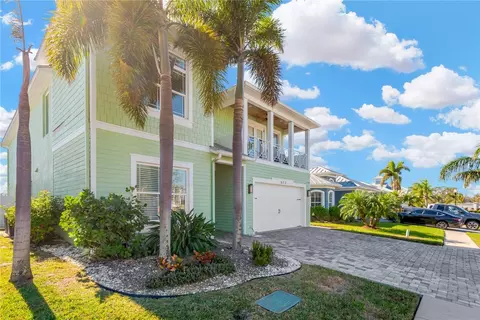 572 Bimini Bay Blvd, Apollo Beach, FL 33572