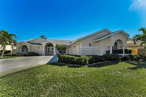 2635 Jarvis Cir, Palm Harbor, FL 34683