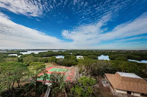 5400 Park St N #10, Saint Petersburg, FL 33709