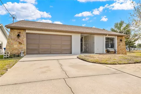 3460 Minnow Creek Dr, Hernando Beach, FL 34607