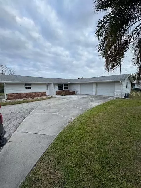 475 Palm Creek Dr, Englewood, FL 34223