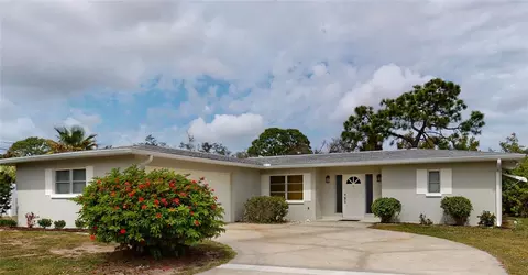 450 Creek Lane Dr, Englewood, FL 34223