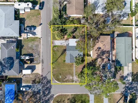 1701 Mississippi Ave NE, Saint Petersburg, FL 33703
