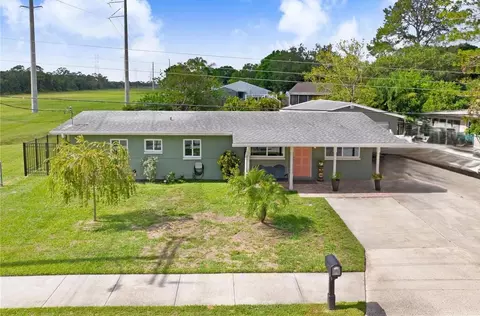 442 Country Club Dr, Oldsmar, FL 34677
