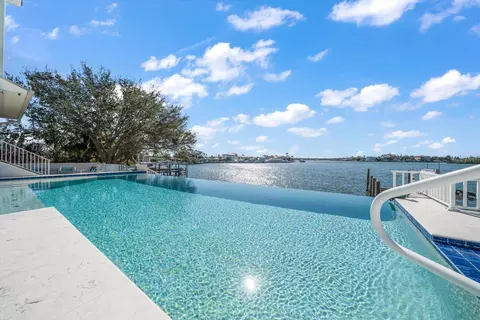 477 20th Ave, Indian Rocks Beach, FL 33785