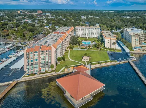 632 Edgewater Dr #439, Dunedin, FL 34698