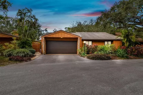 2510 Nightingale Ln, Bradenton, FL 34209