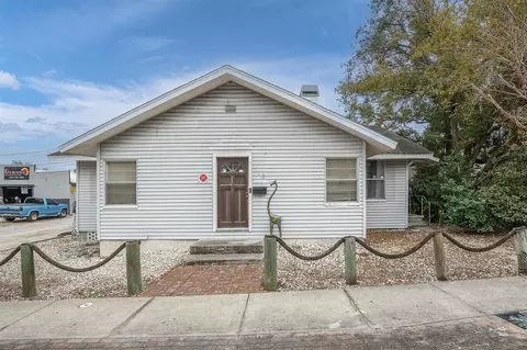 116 N Pinellas Ave, Tarpon Springs, FL 34689