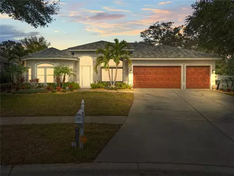 2952 Parkcreek Dr, Clearwater, FL 33759
