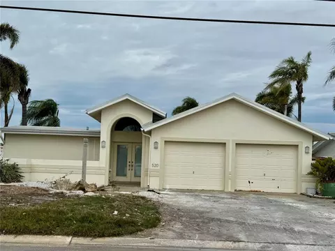 520 115th Ave, Treasure Island, FL 33706