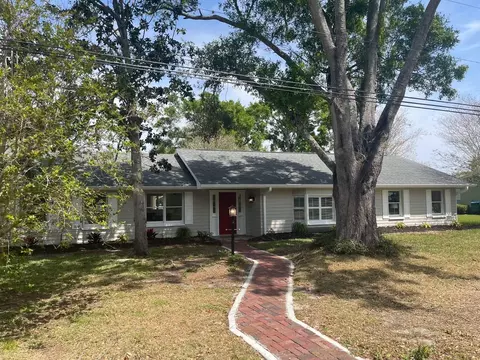 1758 Winfield Cir, Clearwater, FL 33756