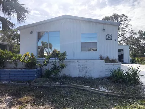 72 S Buena Vista Ave, Englewood, FL 34223
