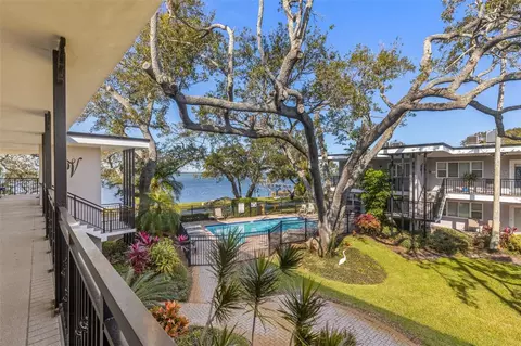 1101 Victoria Dr #16, Dunedin, FL 34698