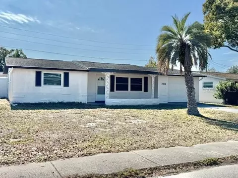 5026 Lofton Dr, New Port Richey, FL 34652