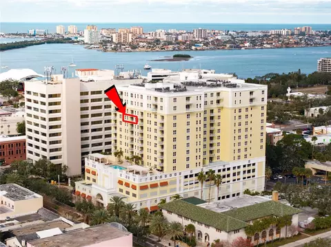 628 Cleveland St #1201, Clearwater, FL 33755