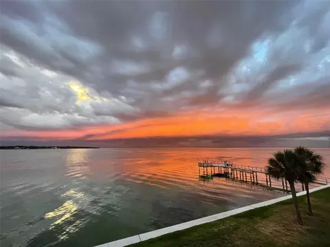 7500 Sunshine Skyway Ln S #206, Saint Petersburg, FL 33711