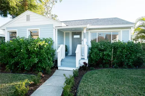 434 29th Ave N, Saint Petersburg, FL 33704