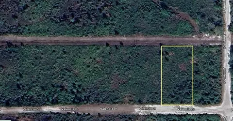 104 Valencia Dr, Indian Lake Estates, FL 33855