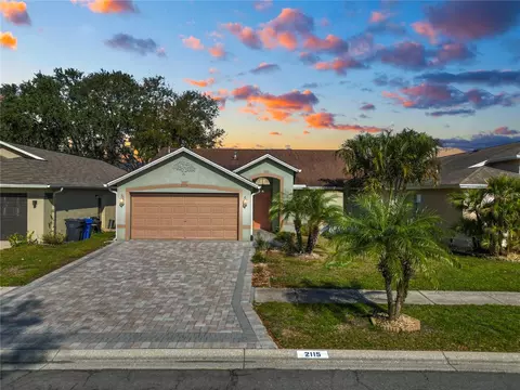 2115 Cattleman Dr, Brandon, FL 33511