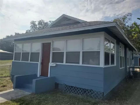 1501 Newark St S, Saint Petersburg, FL 33711