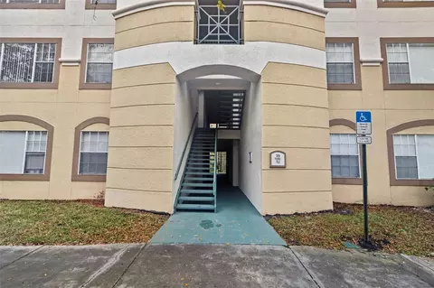 17108 Carrington Park Dr #710, Tampa, FL 33647