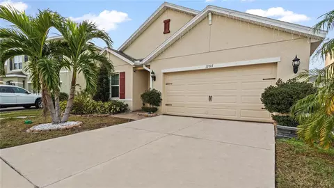 12017 Gillingham Harbor Ln, Gibsonton, FL 33534