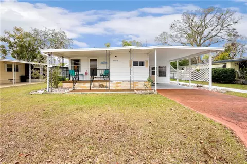 37318 Lois Ave, Zephyrhills, FL 33542