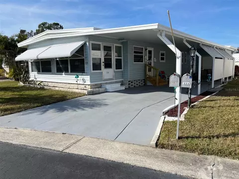 13225 101st St #339, Largo, FL 33773