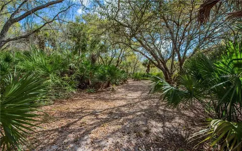392 Manly St, Port Charlotte, FL 33953